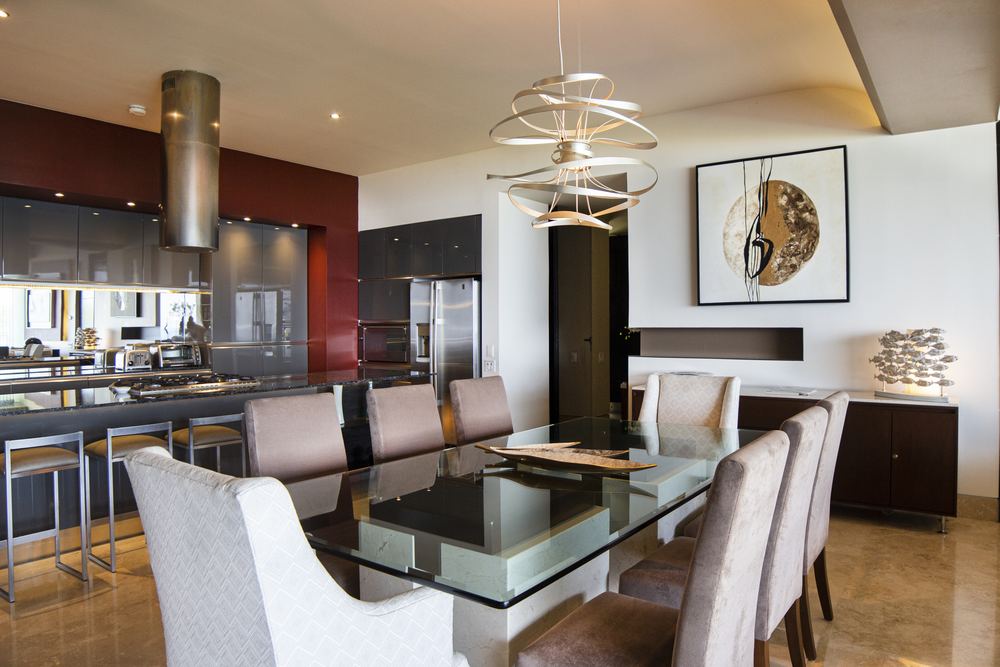 Dining room by day